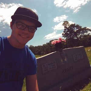 Meet your Posher, Brandon